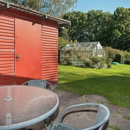 Modern In With Conservatory *